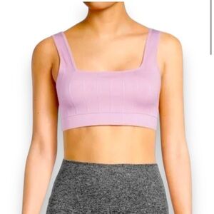 Like new: square neck sports bra